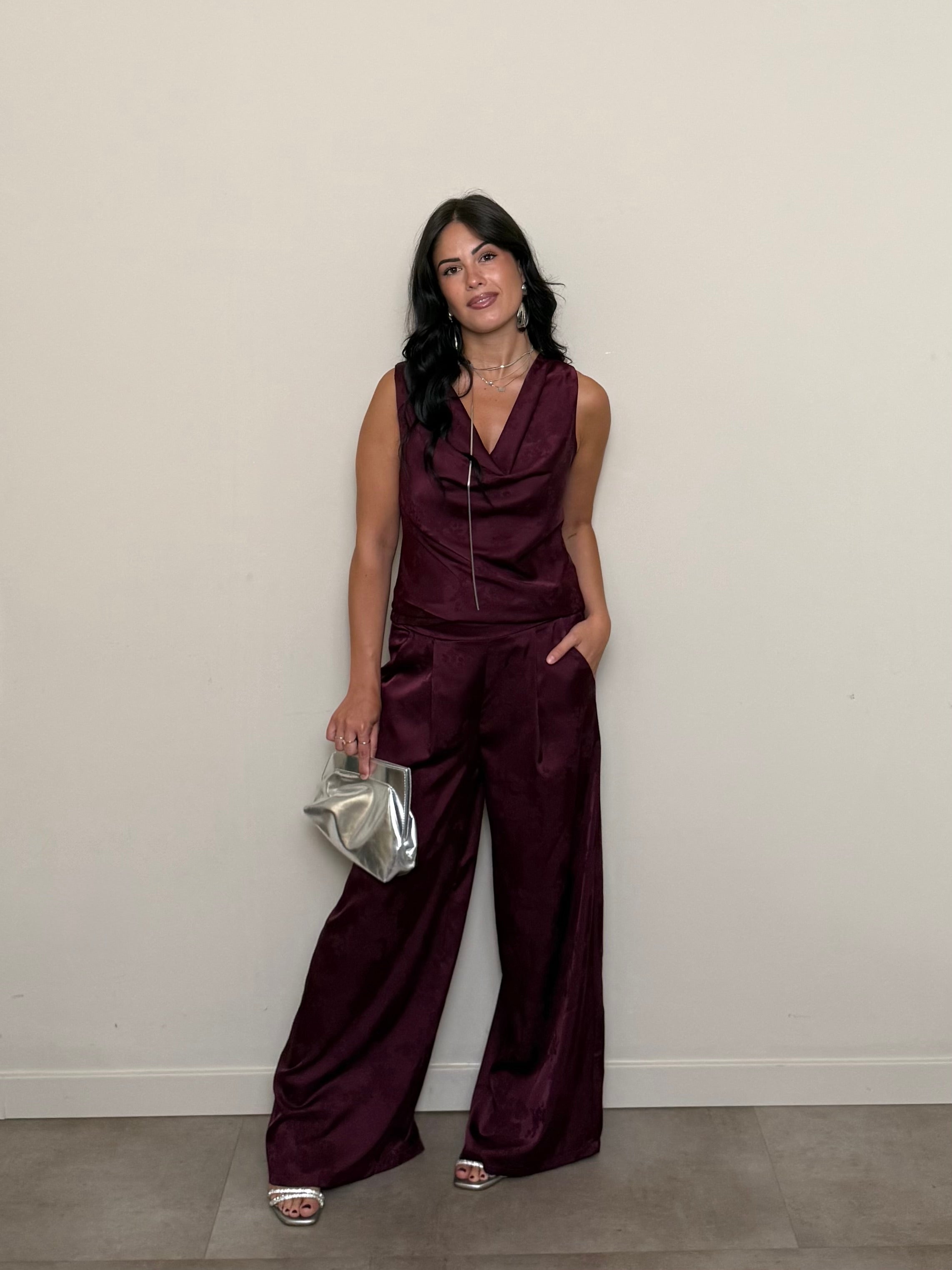 Coordinato satin fiori bordeaux