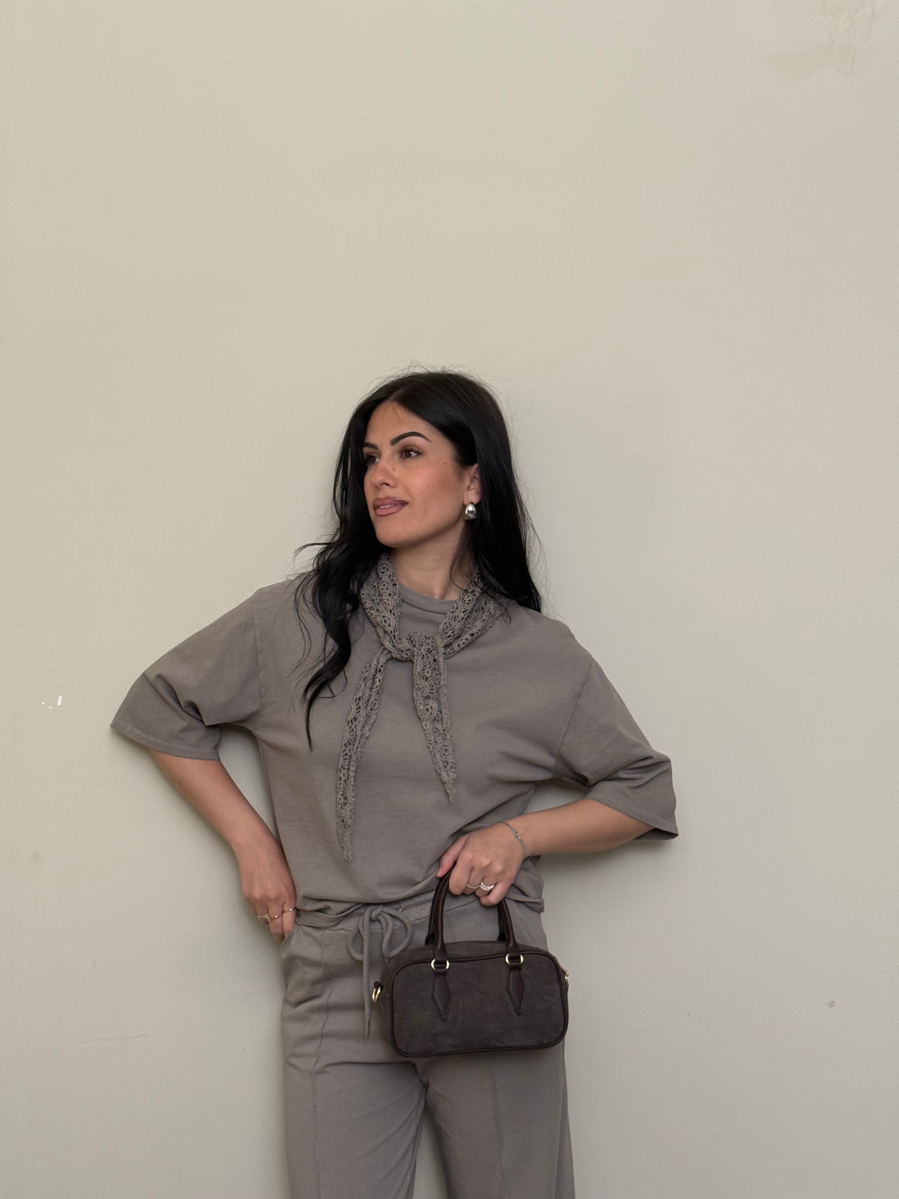 Coordinato tuta foulard fango