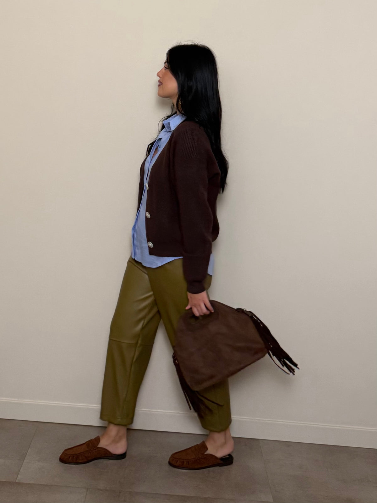 Pantalone ecopelle baggy olio