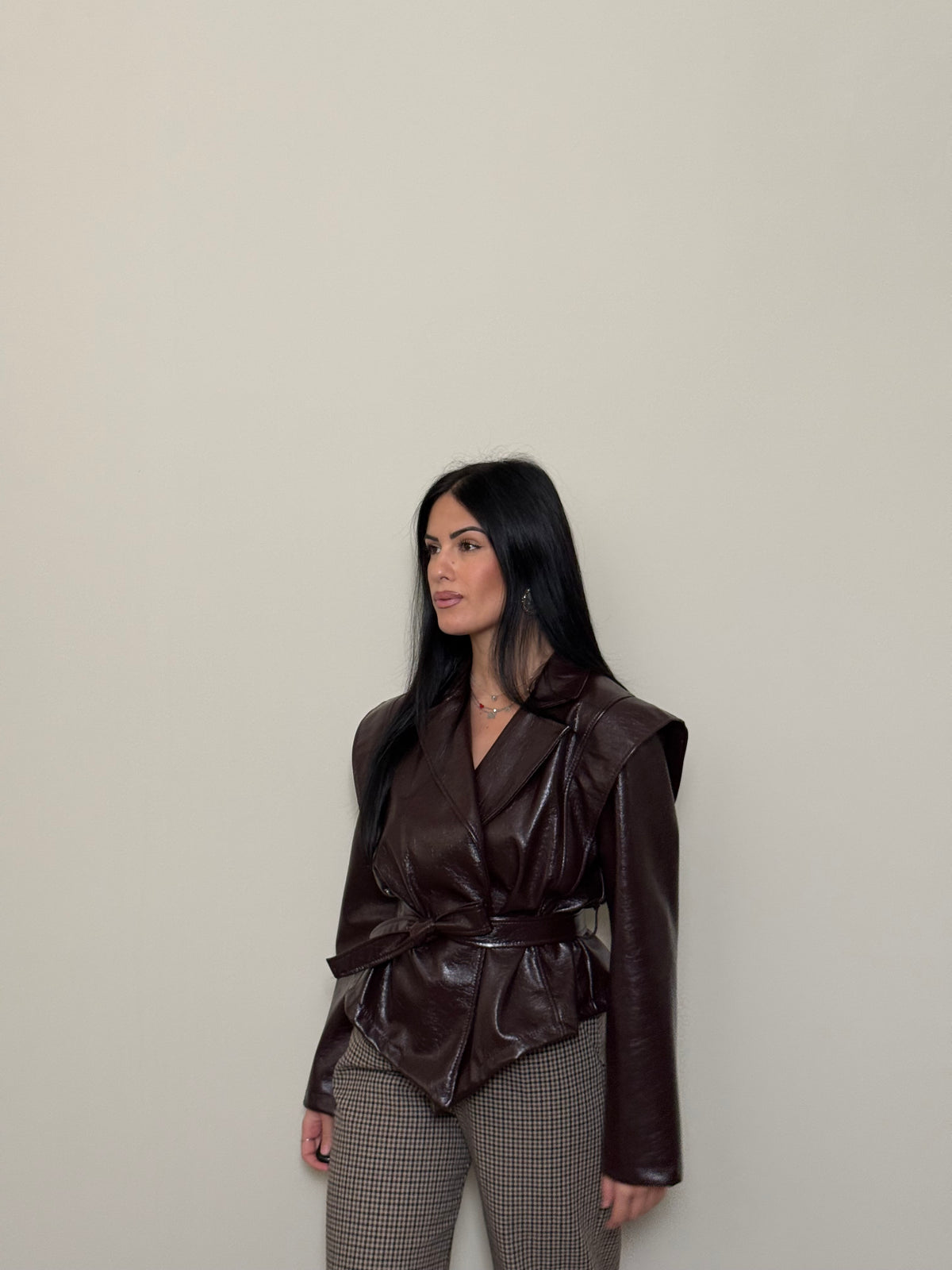 Trench corto bordeaux
