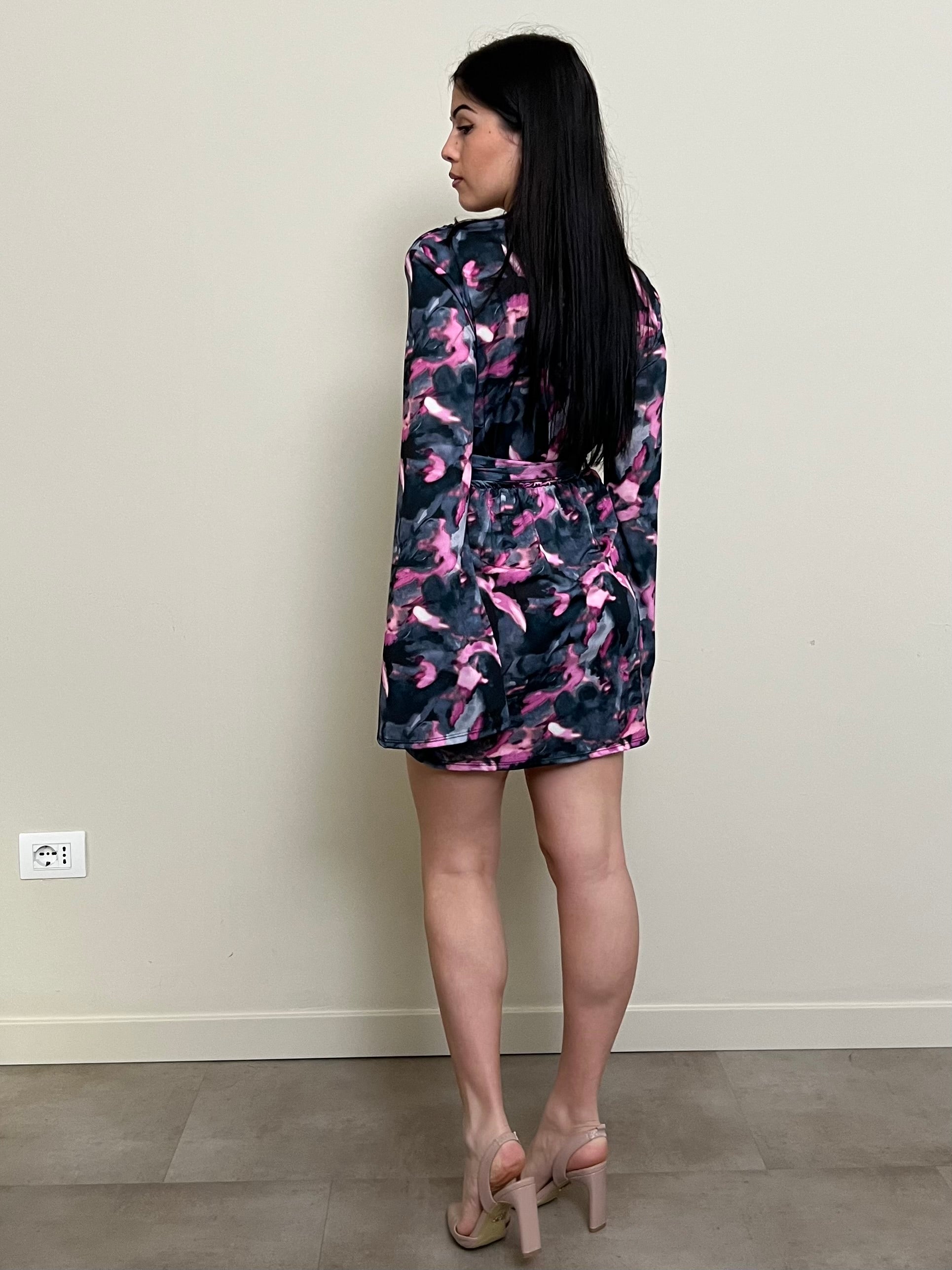 Mini dress / blusa incrocio