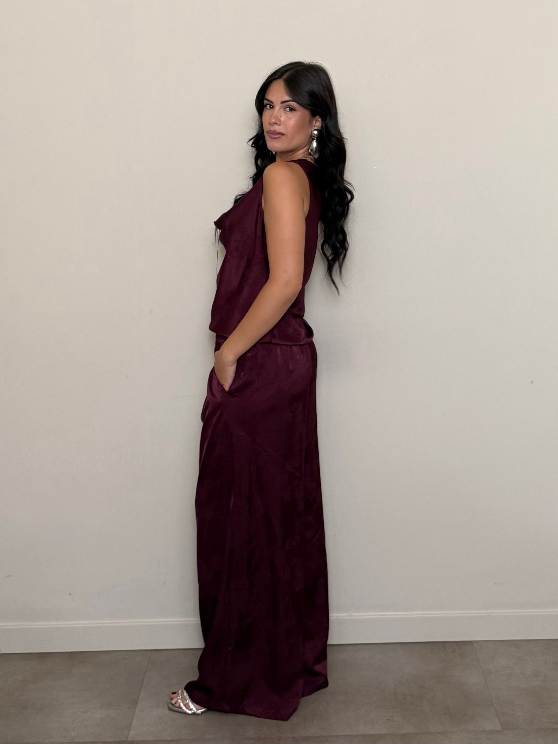 Coordinato satin fiori bordeaux
