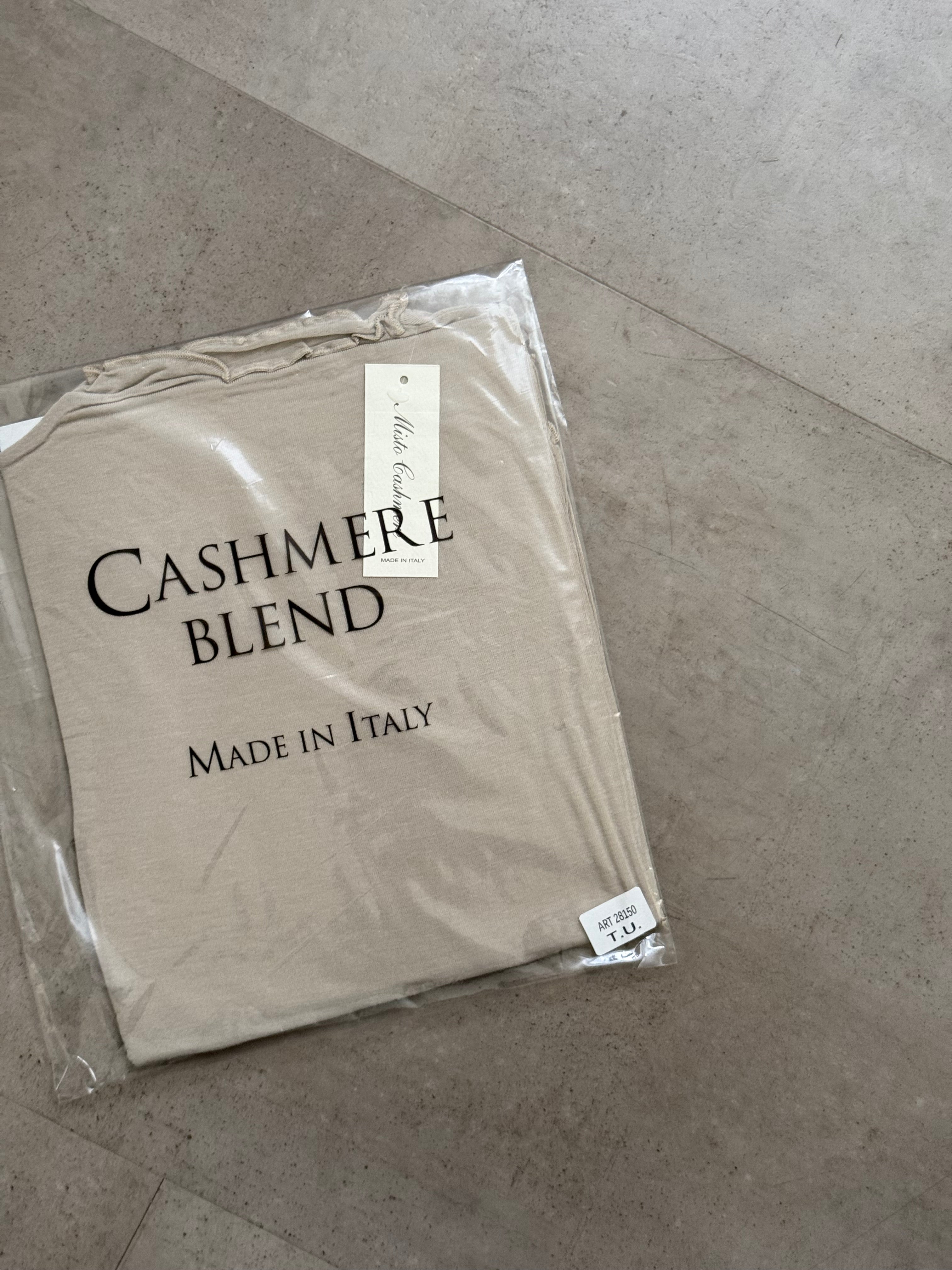 Maglia cashmere girocollo