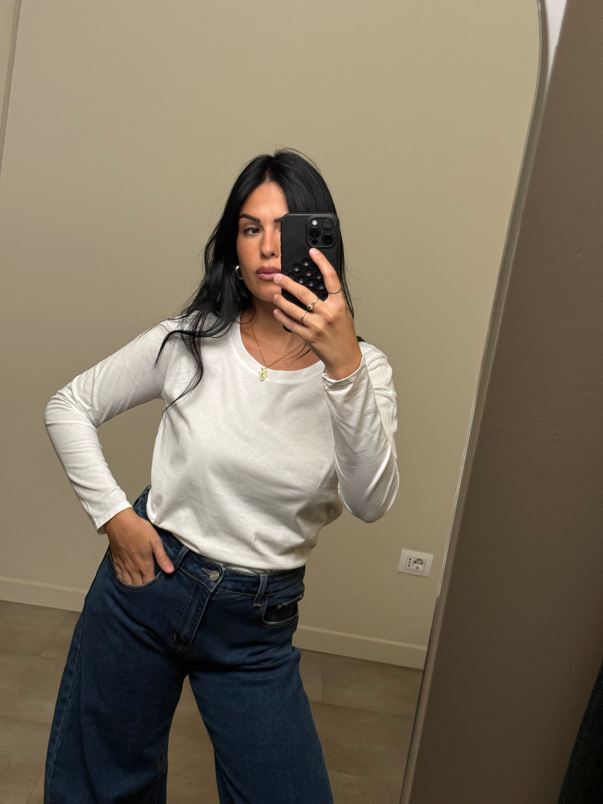 Maglia basic slim bianco freddo