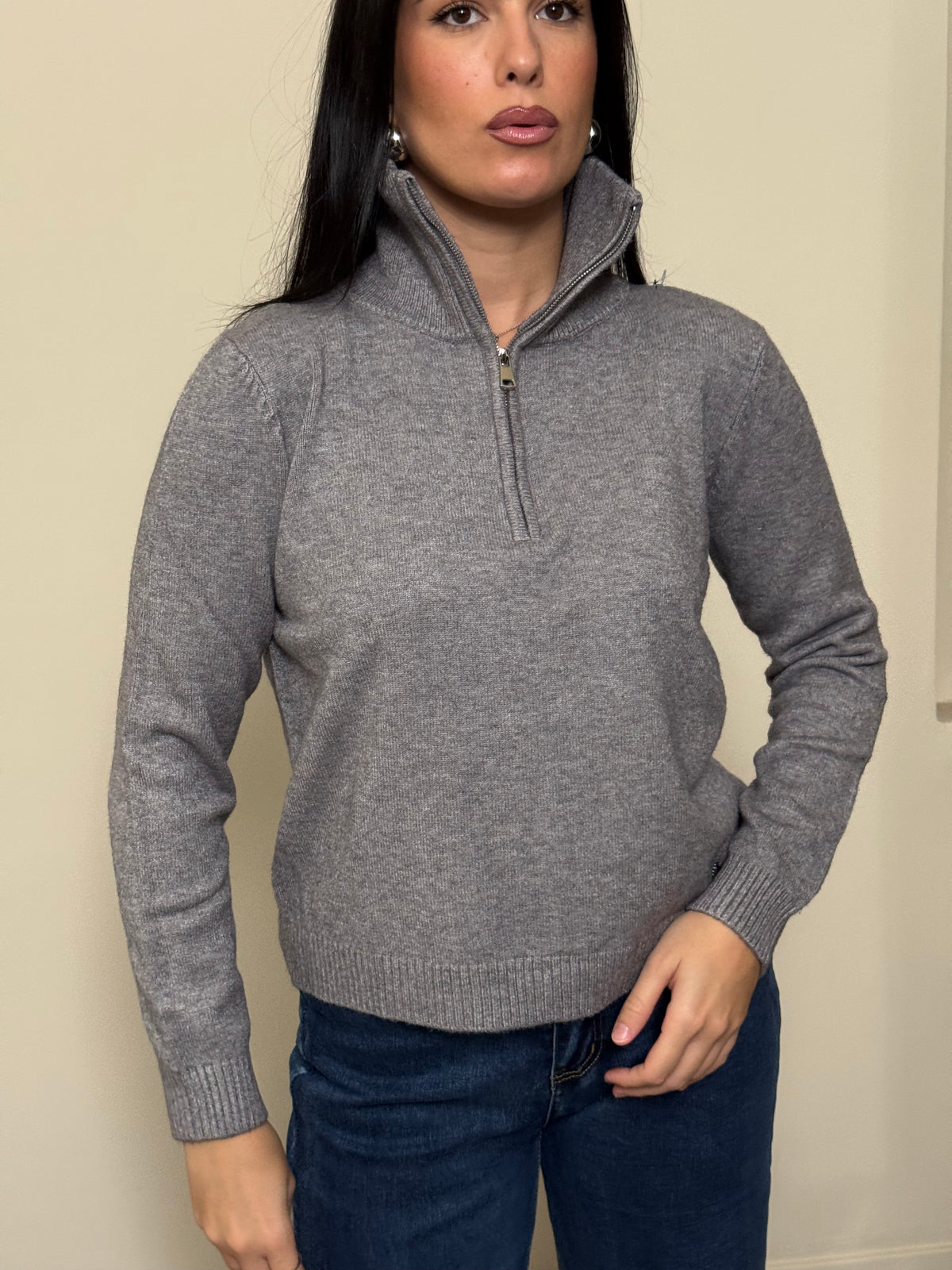 Maglioncino zip grigio
