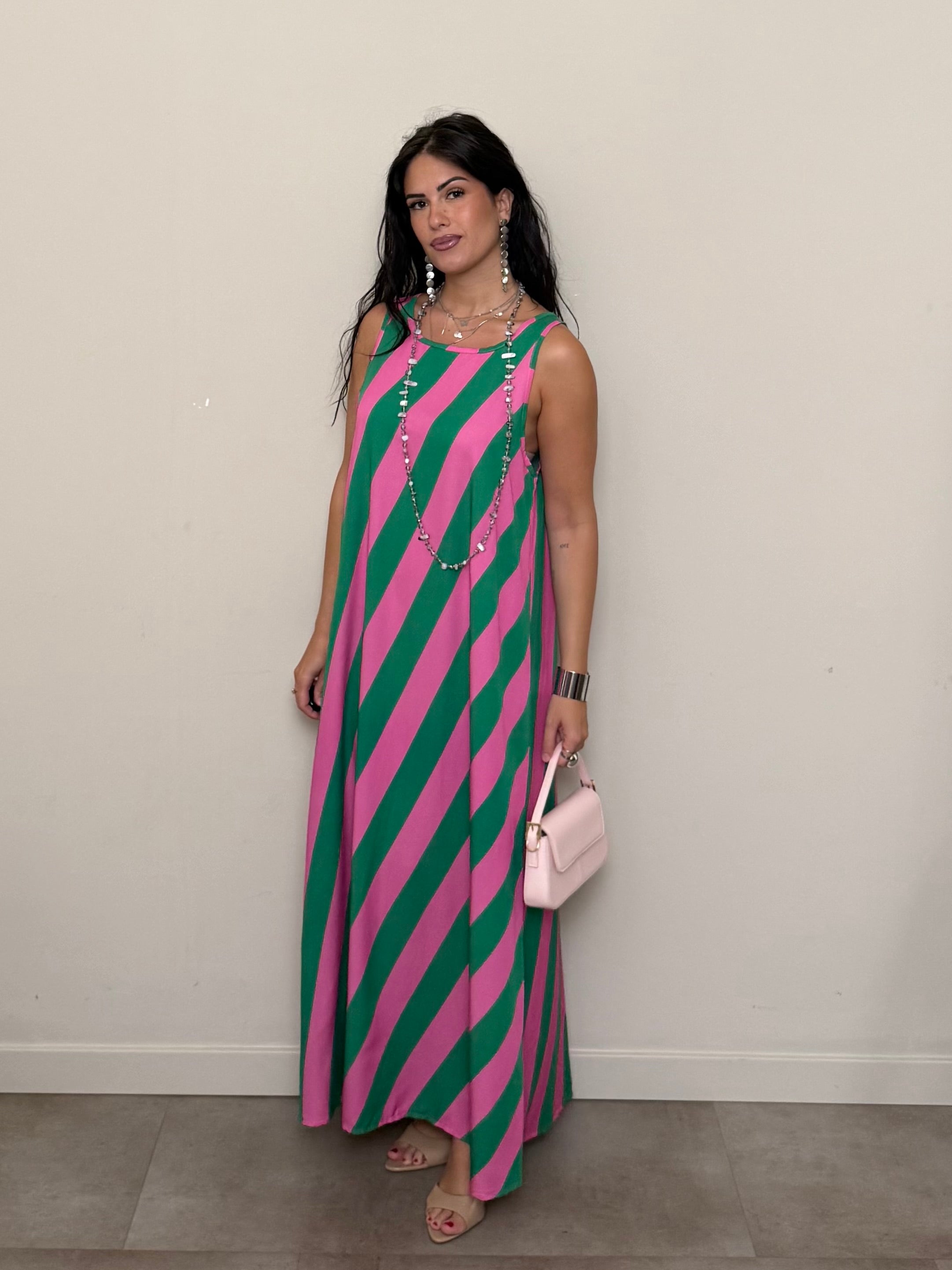 Abito a righe fucsia e verde