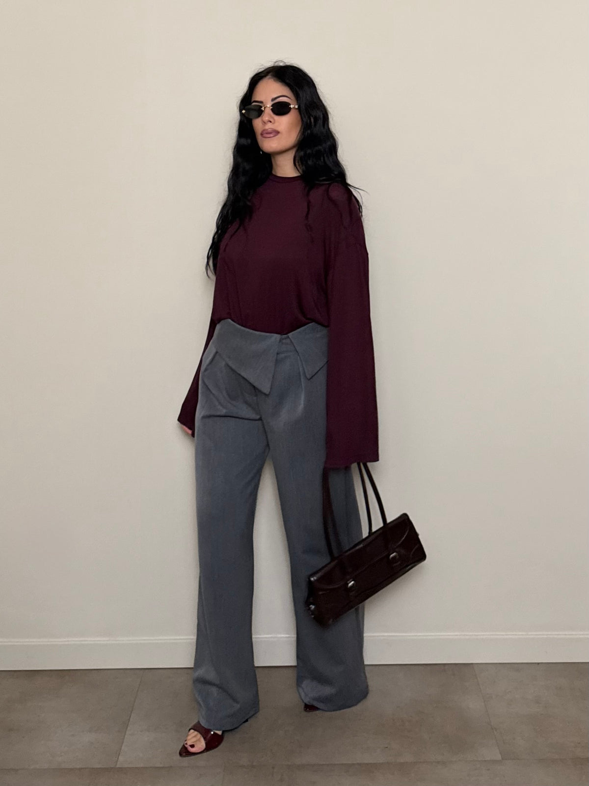 Pantalone dettaglio cintura grigio