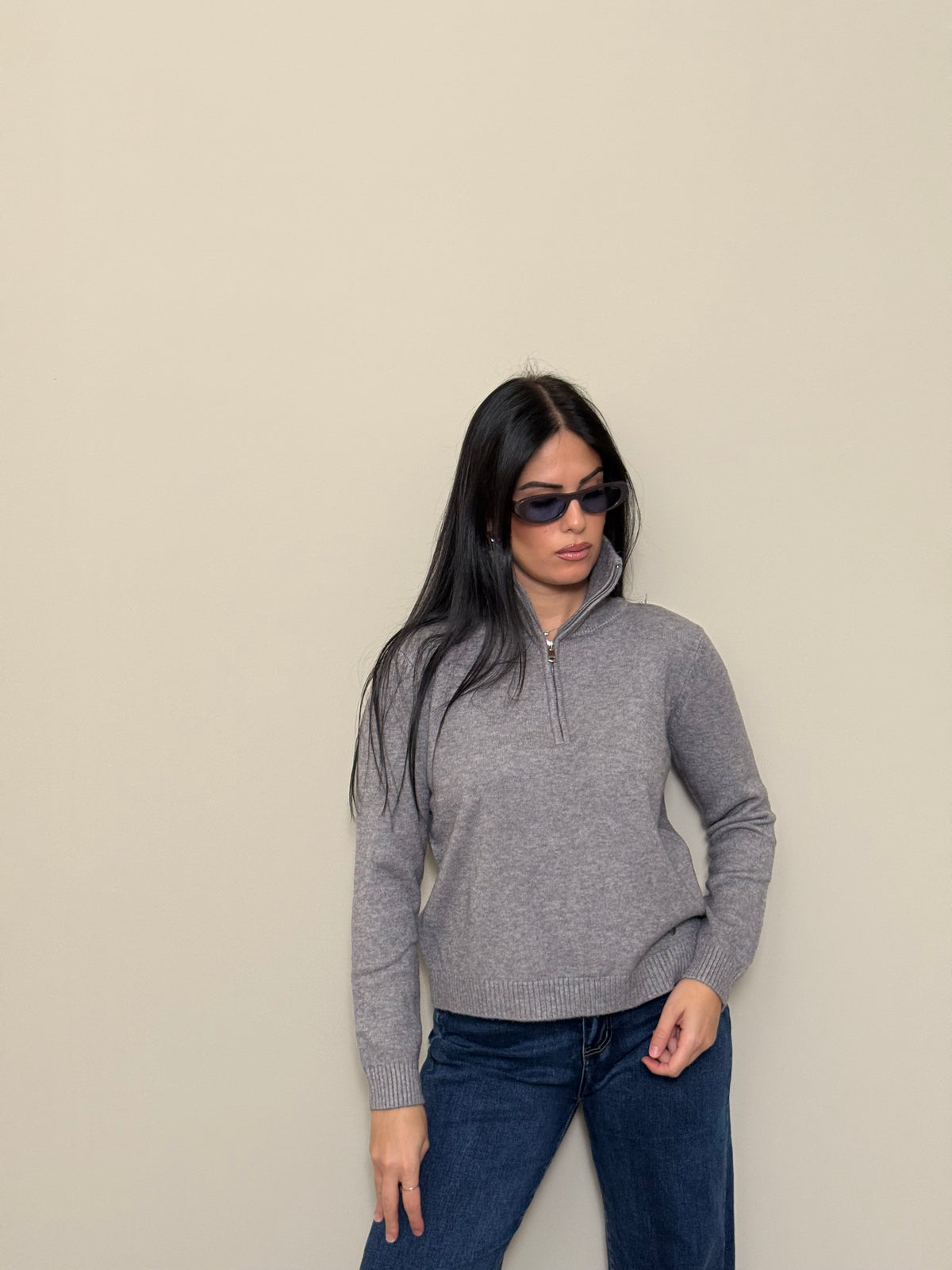 Maglioncino zip grigio
