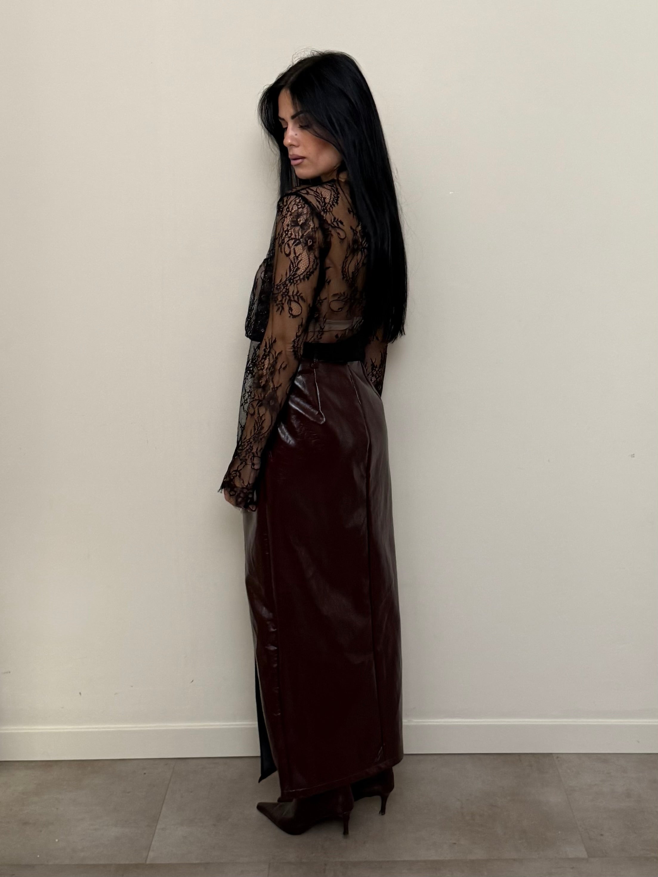 Maglia pizzo trasparente