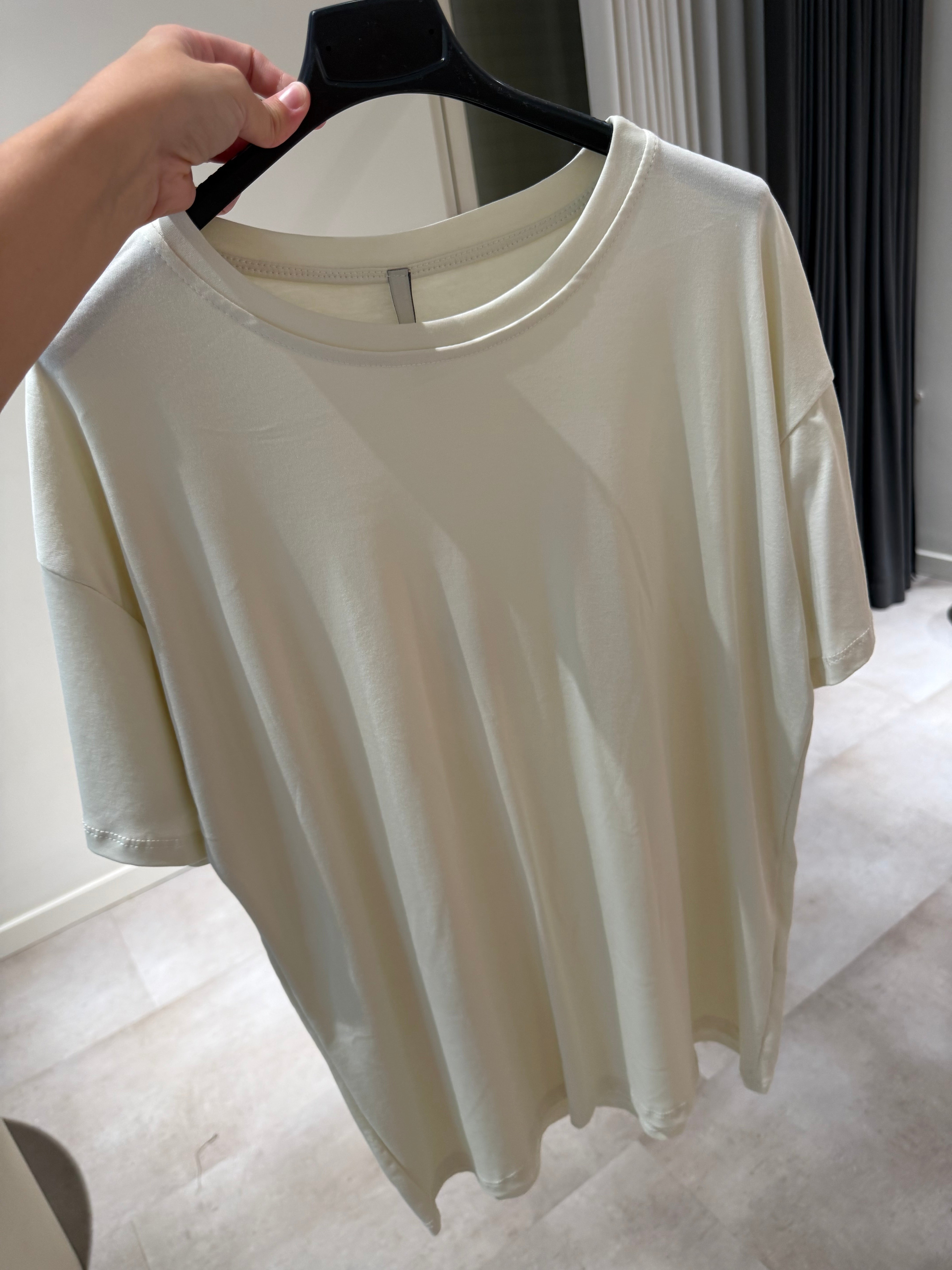 T-shirt beige cotone