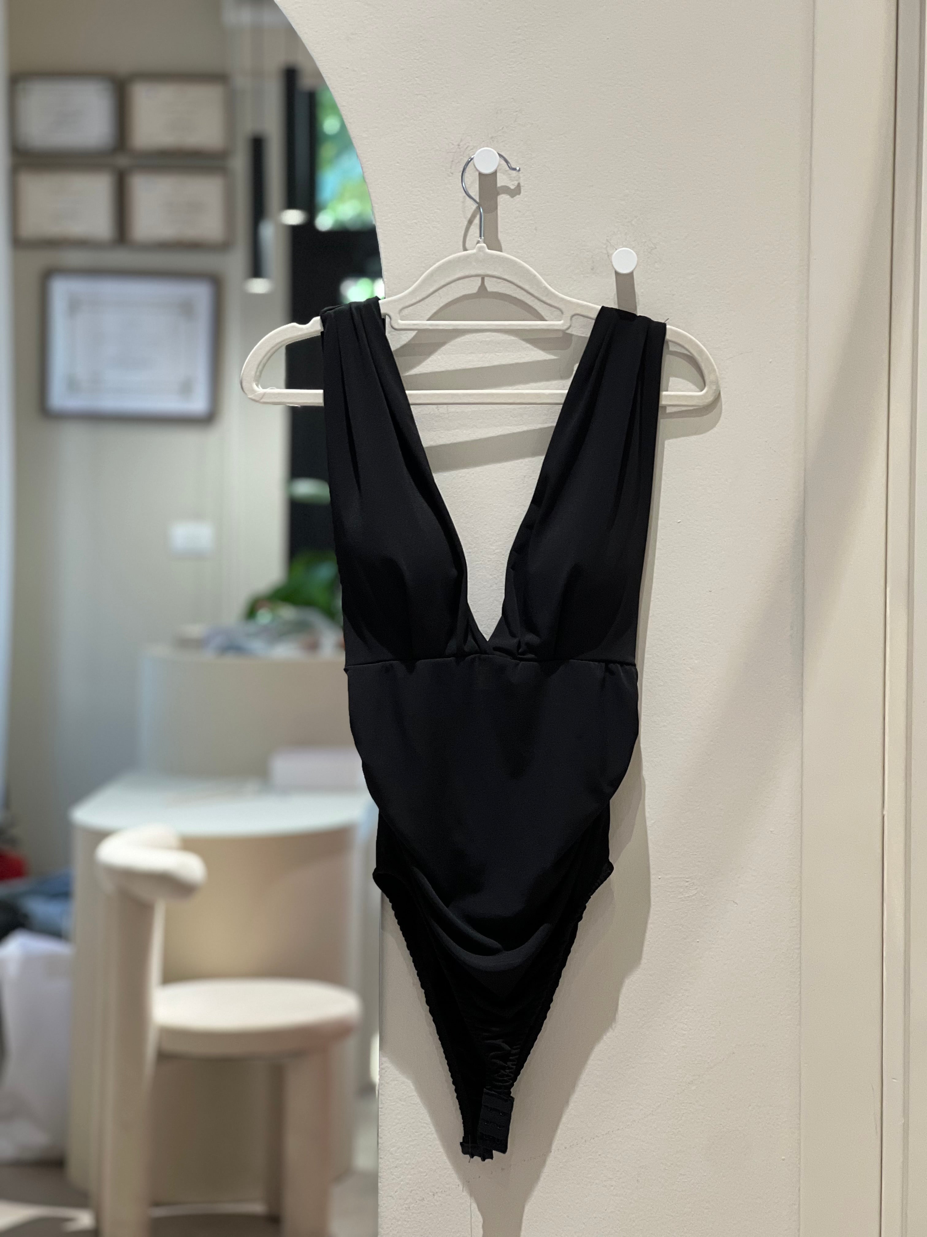 Body con coppe