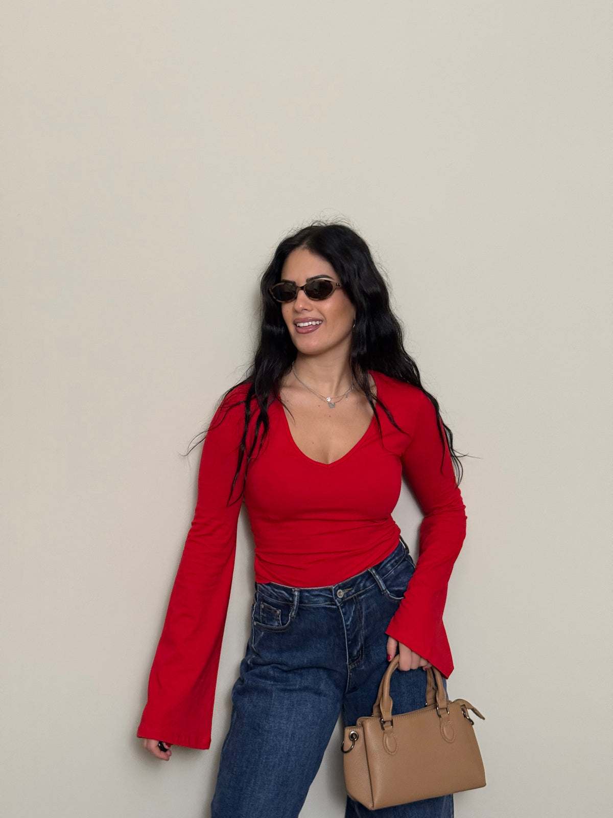 Maglia a V rosso caldo