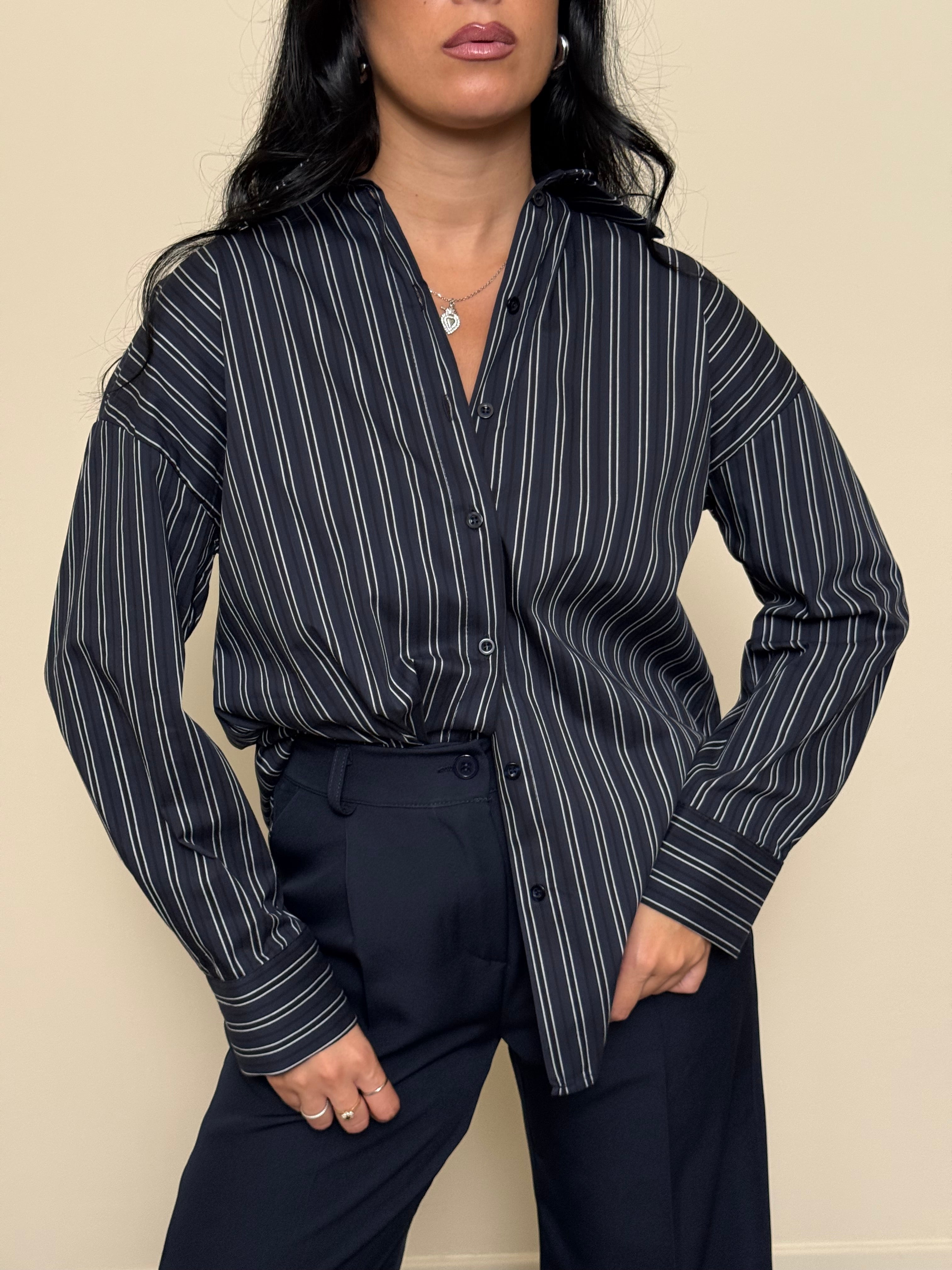 Camicia a righe blu