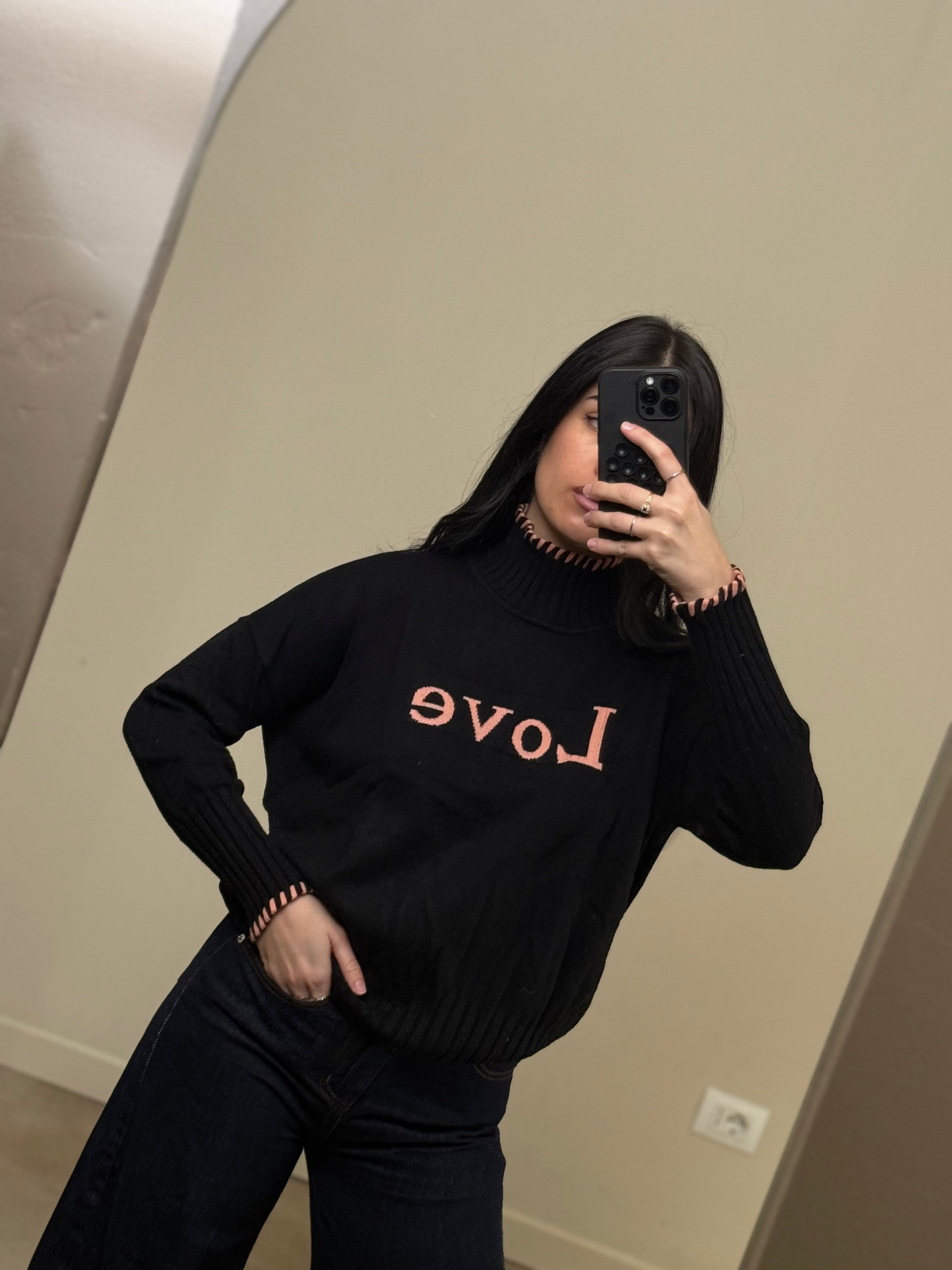 Maglia love collo alto